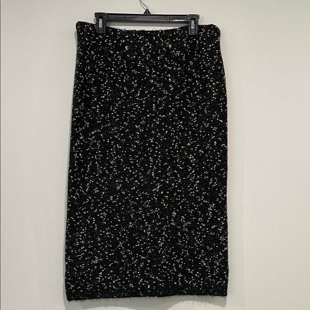 Elegant Black and White Speckled Sweater Skirt